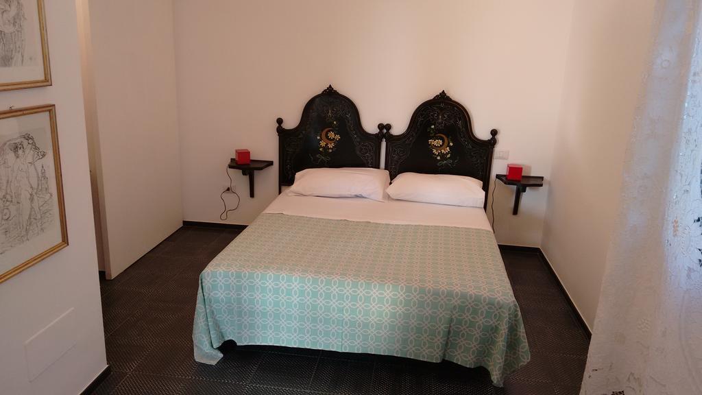 Avocado B&B Beyond Giardini Naxos Room photo