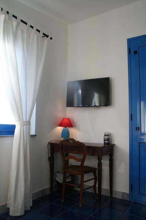 Avocado B&B Beyond Giardini Naxos Room photo