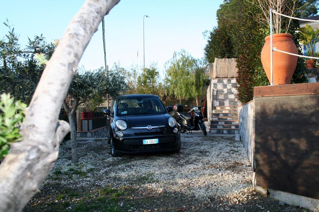 Avocado B&B Beyond Giardini Naxos Exterior photo