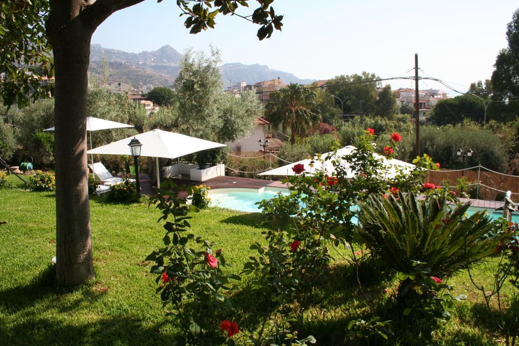 Avocado B&B Beyond Giardini Naxos Exterior photo
