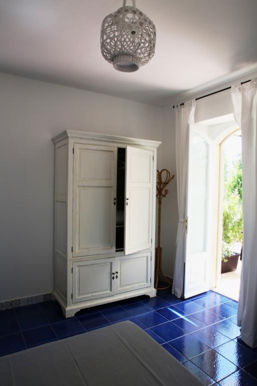 Avocado B&B Beyond Giardini Naxos Room photo